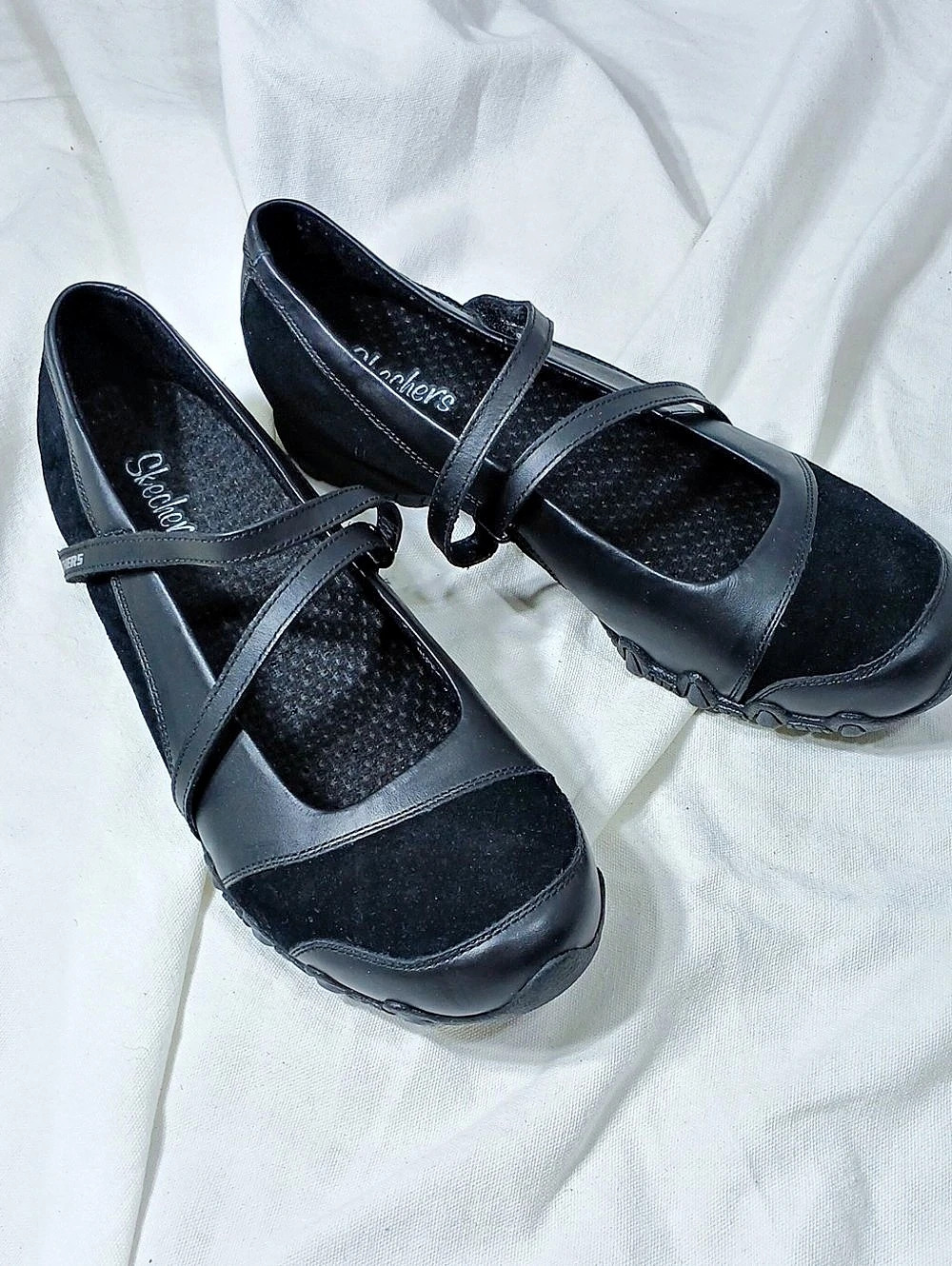 NEW Skechers Sport Mary Jane Athletic Shoes Black US 10